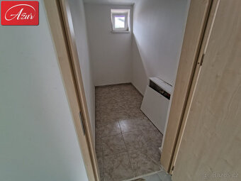Prostorný dům po rekonstrukci, Dubí-Pozorka - 18