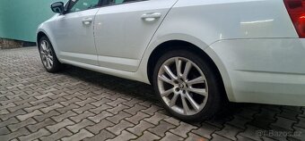 Škoda Octavia 1.4 TSI kombi, automat 7DSG, 12/2014, původ ČR - 18