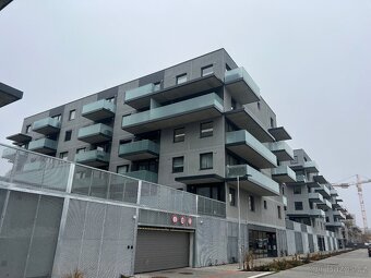 2+kk/B u metra Prosek, Čakovická - 18