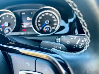 VW Golf VII R 2.0TSI 221kW DSG 4M VÝHŘEV Senzory 1. majitel - 18