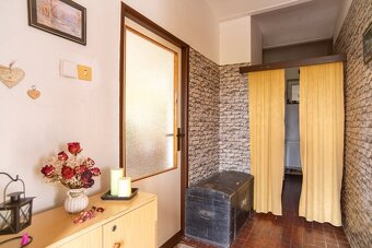 Rodinný dům s velkou zahradou, 2x garáž – Vlčice u Trutnova - 18