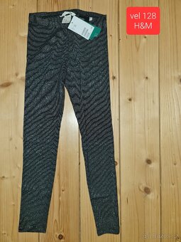 Vel 122-128 - dívčí - šaty,sukně,trička,leginy.... - 18