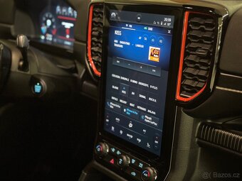 Ford Ranger RAPTOR 3.0 V6 215kw / ČR / DPH - 18