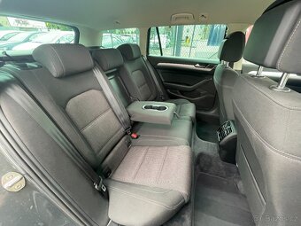 VW Passat 2,0 TDi 140kW DSG R-Line - 18