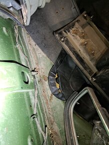 Toyota Celica TA23 GT coupe bez dokladů - díly TA28 - 18