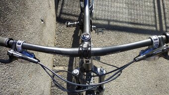 Celoodpružené kolo Pells FS 150 - 18