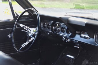 Ford Mustang 1966 - 18