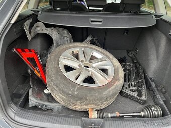 Volkswagen GolF 8 VIII 1,5tsi manual combi tažné ACC lajny - 18