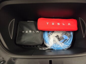 Tesla Model Y Performance SOH 97% Tovární Záruka - 18