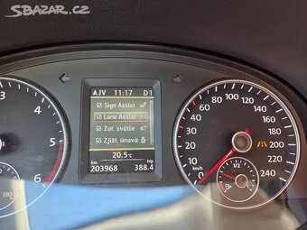 Touran 2.0TDI 130kW DSG,Highline,webasto,tažné,kamera,xenon - 18