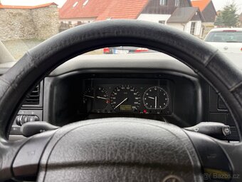 VW Caravelle T4 2.0i (1998) 9mist (raritní kus) - 18