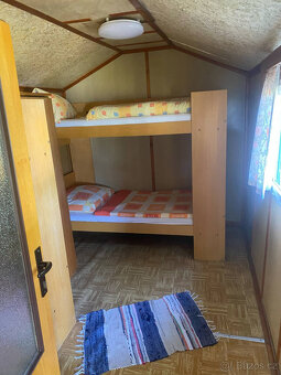 Obytná pojízdná maringotka - 18