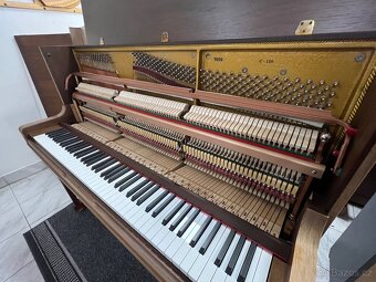 České piano Klug &Sperl C-120 se zárukou 5 let, doprava. - 18