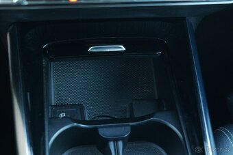 2020 Mercedes-Benz B200d Automat Kamera Tažné Polokůže DPH - 18
