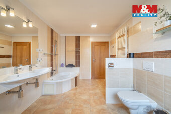 Prodej rodinného domu 4+kk, 196 m², Václavice u Benešova - 18