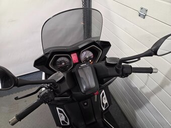 Yamaha X-Max 400 - ABS - 18
