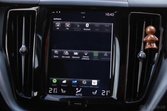 Volvo XC60 D4 2.0L Drive-E Momentum Geartronic - 18