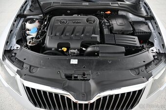 Škoda Superb 2.0TDI 125KW DSG Elegance 2/14 - 18