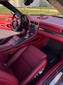 Porsche 911 Turbo S - 18