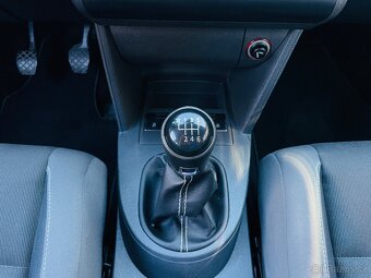 Volkswagen Touran 1.2TSI 77KW 7MÍST MANUÁL VÝHŘEV SERVISKA - 18