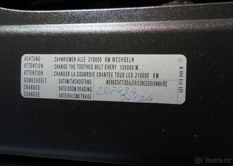 Volkswagen Golf 2,0 110 kW LOUNGE LED Serviska nafta - 18