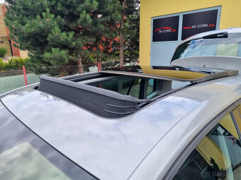 Volkswagen Golf Sportsvan 1,4 TSI Sound, KAMERA, VÝHŘEV SKLA - 18