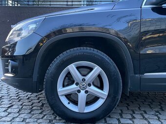 Volkswagen Tiguan 2.0TDI 4x4 MANUÁL LED TAŽNÉ Bi XENONY SENZ - 18