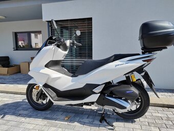 Honda Pcx 125 Dx -ČR 6let záruka Bílá - 18