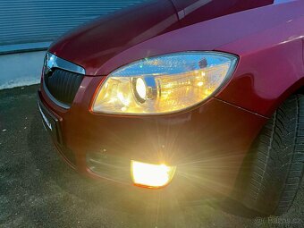 Škoda Fabia 1.6i 16V 77kW VÝHŘEV Tempomat TAŽNÉ AUX - 18