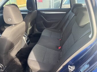 Škoda Octavia 1.6 TDi DSG Navigace, Tempomat - 18