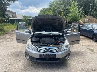 Subaru Outback 2011 - 18
