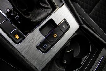 Škoda Superb Combi 2.0 TSI Ambition DSG - 18