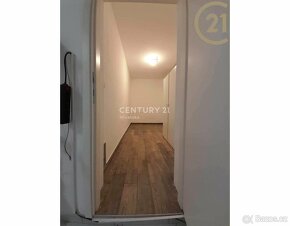 Prodej bytu 2+kk (49 m2) se společným dvorem - Poreč, Istrie - 18