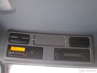 Mercedes-Benz Atego 818 - EURO 6 - skříň+ HČ - 15 palet - 18