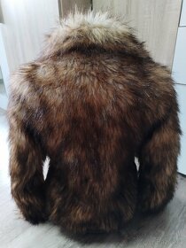 Chlupatá Kožíšková bunda H&M vel XS/S - 18