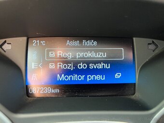 Ford Focus Combi 1.5 TDCI 88KW TITANIUM, Po 1. Majiteli - 18