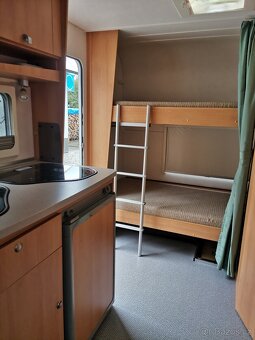 Obytný přívěs, karavan T. E. C. - 18