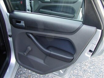 Ford Focus 1.6 TDCi,ESP,EL.SEDAČKY - 18