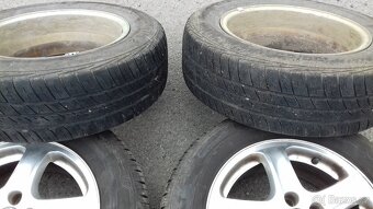 Škoda Octavia 1 sada originál alu + letní pneu 195/65/15 - 18