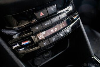 Peugeot 2008 1.2 PureTech 110 E6d-ISC GT Line - 18