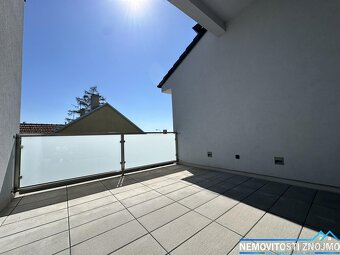 Prodej rodinného domu 4+kk, dvojgaráž, 2x terasa, ul. Suchoh - 18