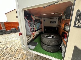 Hymer B - DL 574 , 2,3 Mjet 150 PS - 18