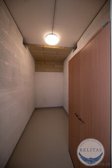 Pronájem bytu 2+kk+L, 58 m², parkovací stání, novostavba, Pr - 18