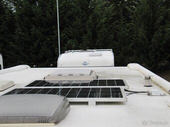 Prodám karavan Hobby 540 ULr.v.2009 + mover ,solar ,stan. - 18