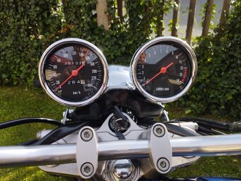 Suzuki bandit 600 - 18