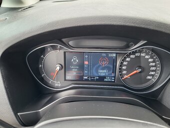 Ford Galaxy 2,0 TDCI Titanium, 120 kW rok 2012 - 18