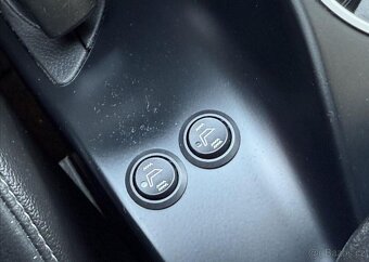 Ford Kuga 1,5 i 110kW NAVI,KŮŽE,SERVISKA benzín manuál - 18