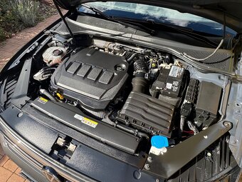 VW Passat   B8 variant 2.0tdi 110kw 8/2022 Business LED KAM - 18