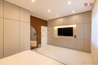 Prodej rodinného domu, 203 m², Zlatá - 18