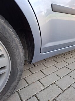 Ford C-MAX 2.0i zachovalý - 18